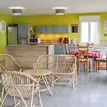 Σπίτι διακοπών In With House Sea View