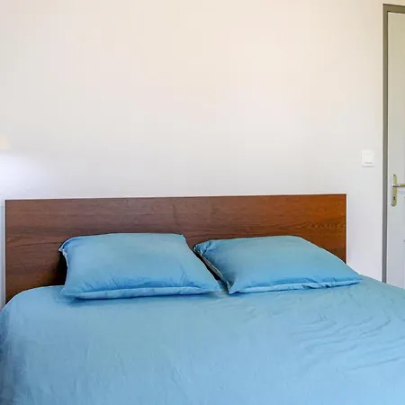 In With House Sea View *