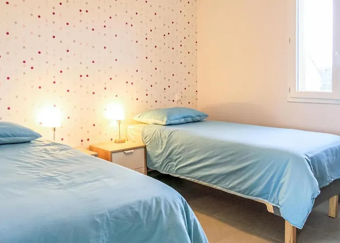 בית נופש In With House Sea View *