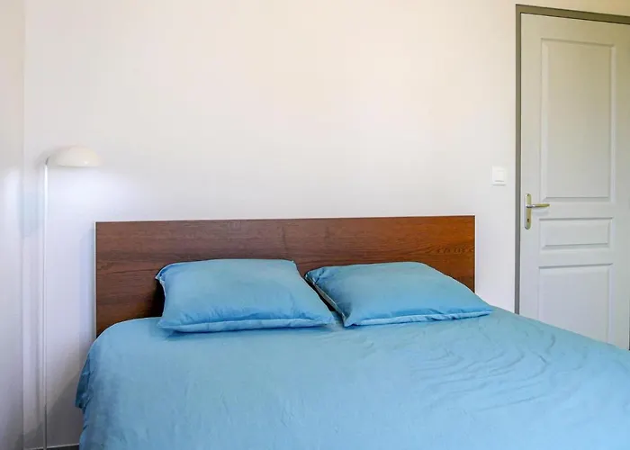 In With House Sea View *